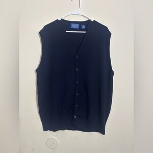Vintage Pendleton Vest Mens
Size XL Navy Blue 100%
Merino Wool